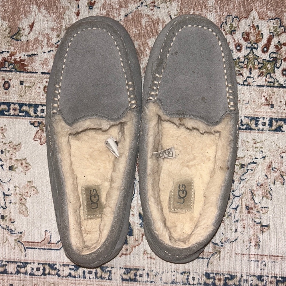 Women’s ugg loafer house shoes
